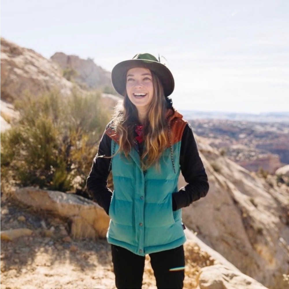 Rare Patagonia women’s bivy vest, mushroom lining size medium